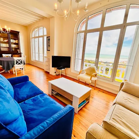 Albion アパート *